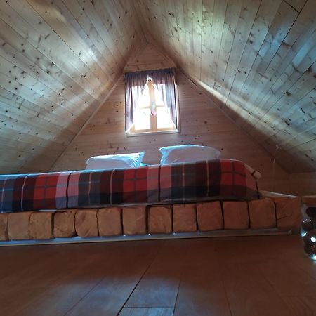 Vodenica Vrelo Chalets Vrelo Koreničko Pokój zdjęcie