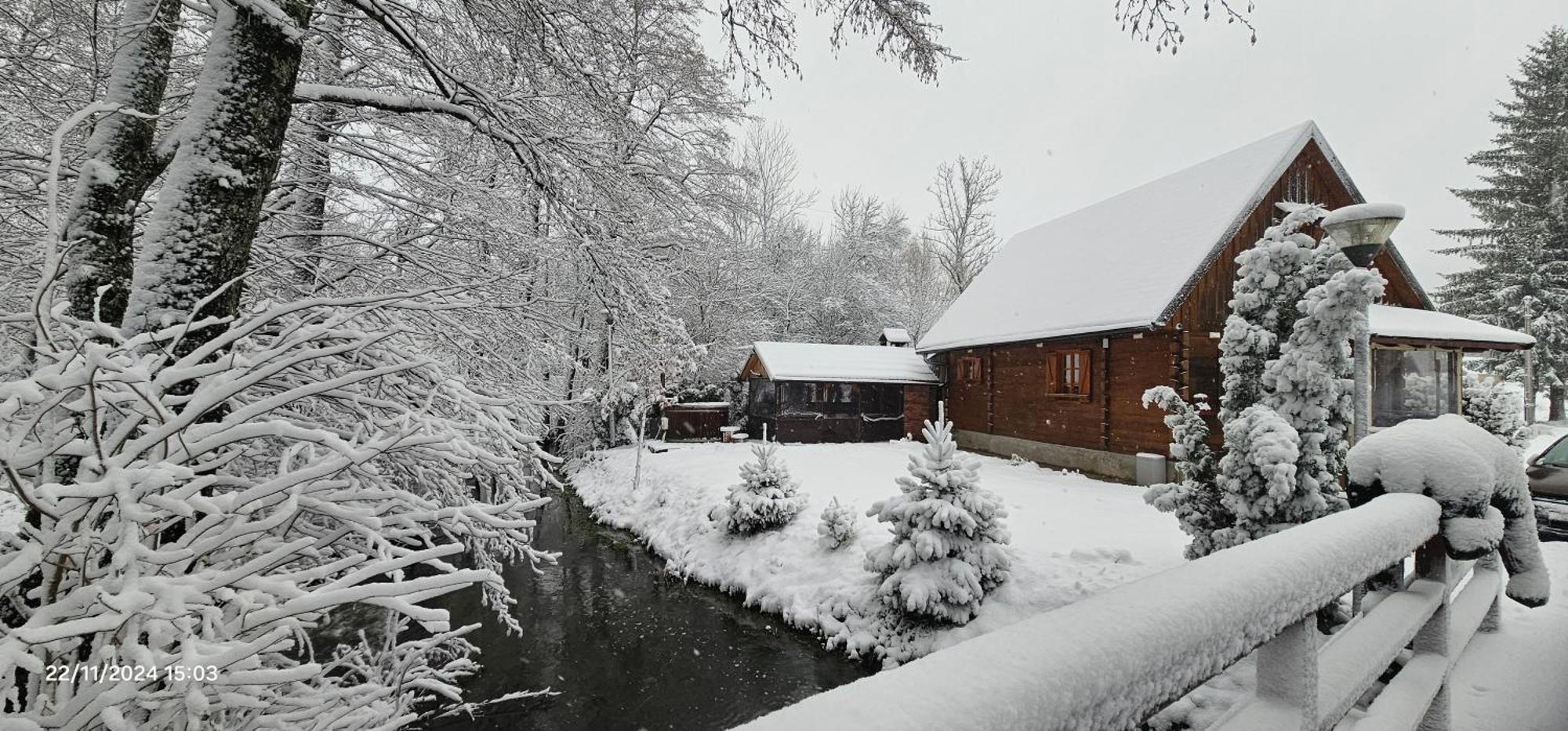 Vodenica Vrelo Chalets Vrelo Koreničko Zewnętrze zdjęcie